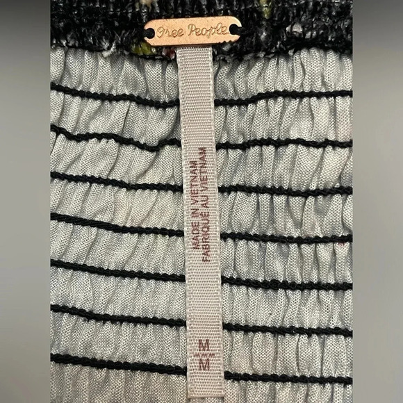 FREE PEOPLE Louise Velvet Top Medium - Picture 7 of 8